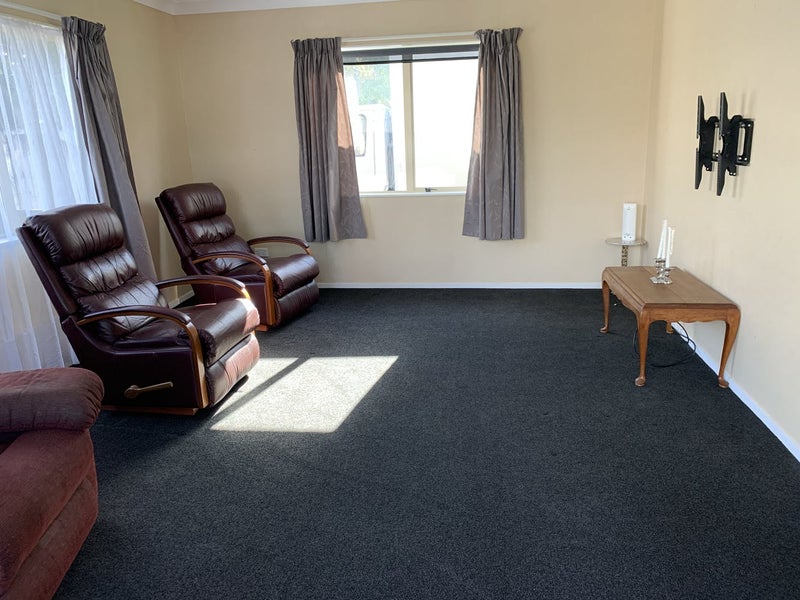 97A Lake Crescent, Hamilton Lake, Hamilton - Carousel 2