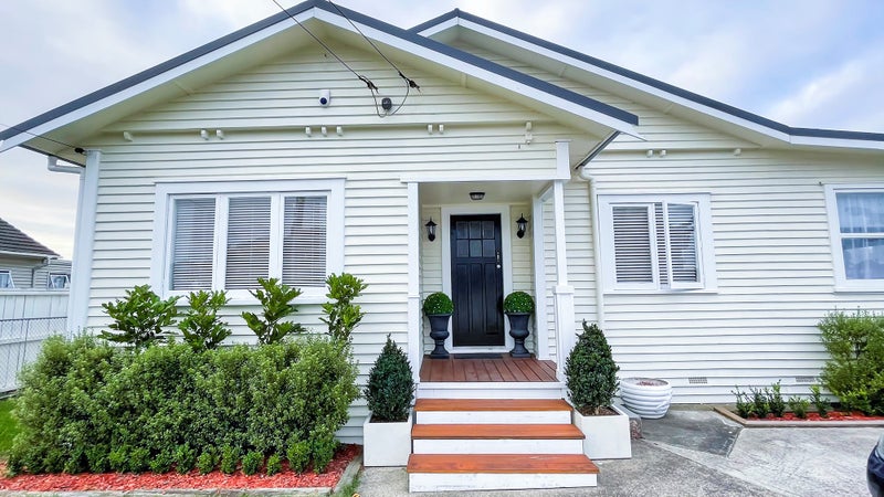 110 Manuroa Road, Takanini, Auckland - Carousel 2