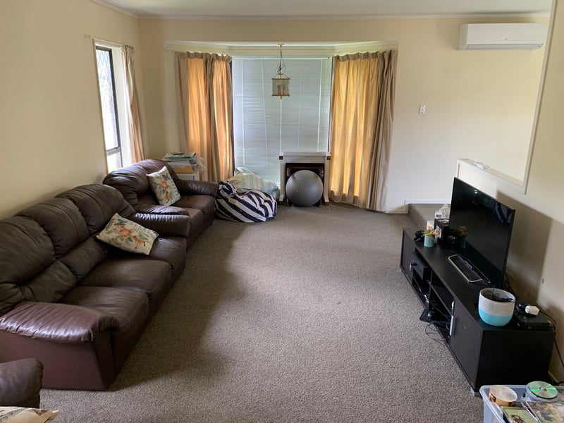 18 Millhouse Drive, Northpark, Auckland - Carousel 1