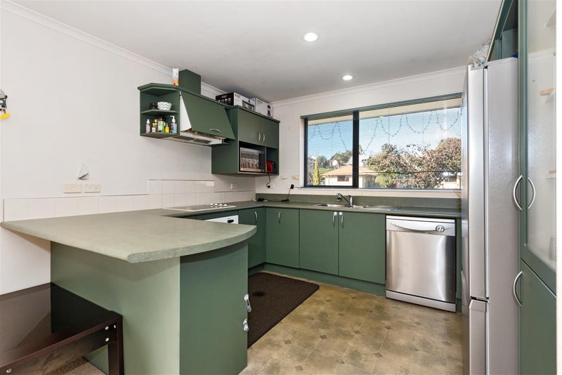 12 Twickenham Place, Nawton, Hamilton - Carousel 2