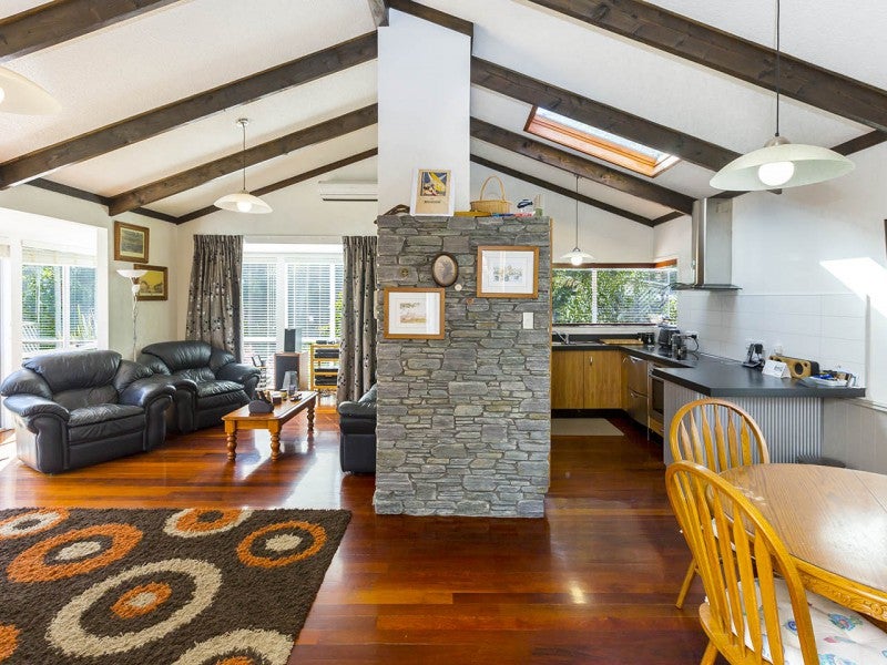 196 Katherine Mansfield Drive, Whitemans Valley - Carousel 2