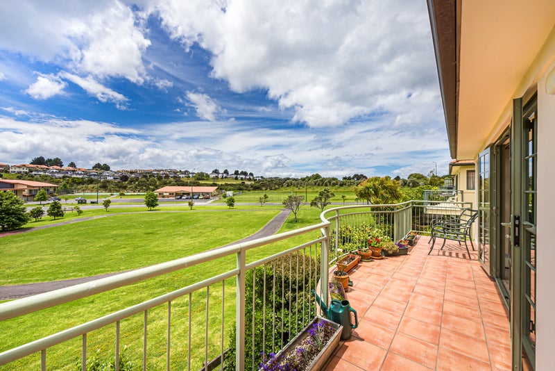 26 Parkwood Crescent, Gulf Harbour, Whangaparaoa - Carousel 2