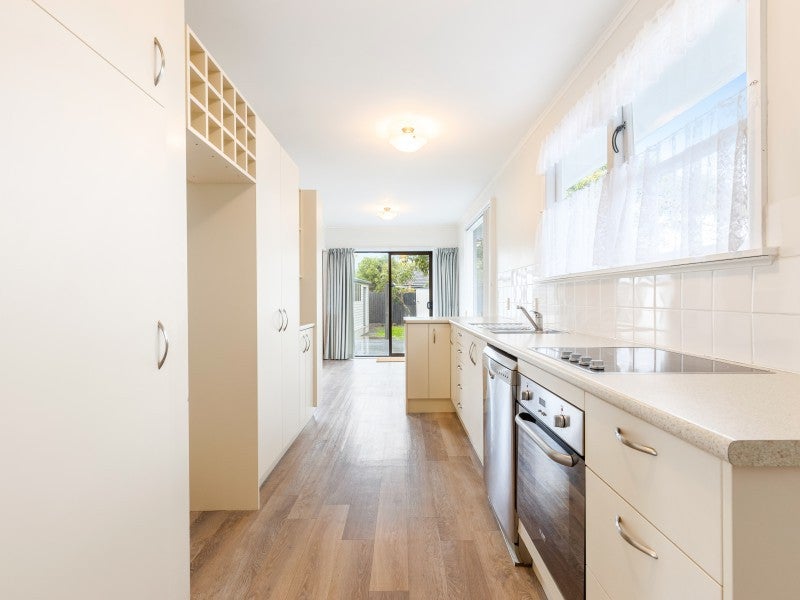 4 Lovelock Street, Dallington, Christchurch - Carousel 2