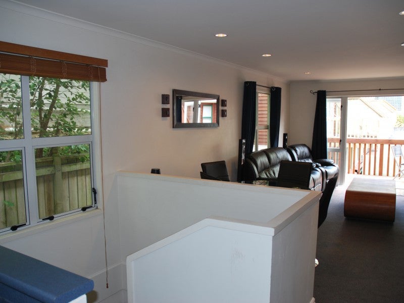 5/3 Malcolm Lane, Thorndon, Wellington - Carousel 20