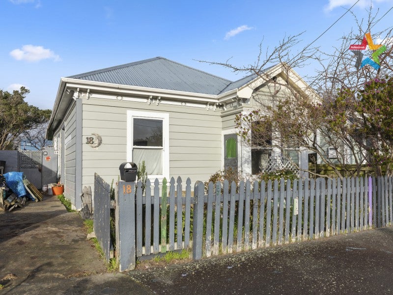 18 William Street, Petone, Lower Hutt - Carousel 17