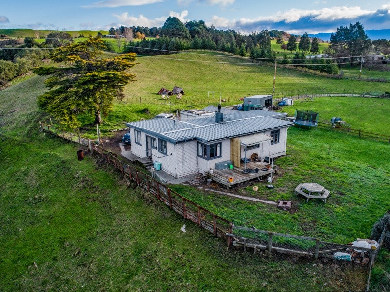 1383 Kereru Road, Hastings - Carousel 2