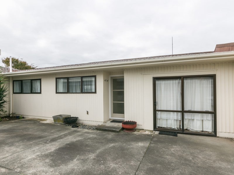 2/200 Karaitiana Street, Frimley, Hastings - Carousel 7