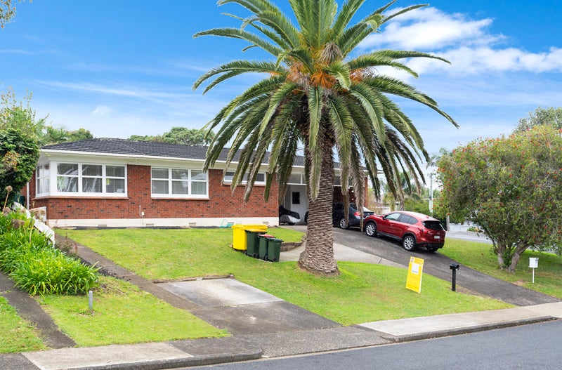 2/1 Landop Terrace, Howick, Auckland - Carousel 1