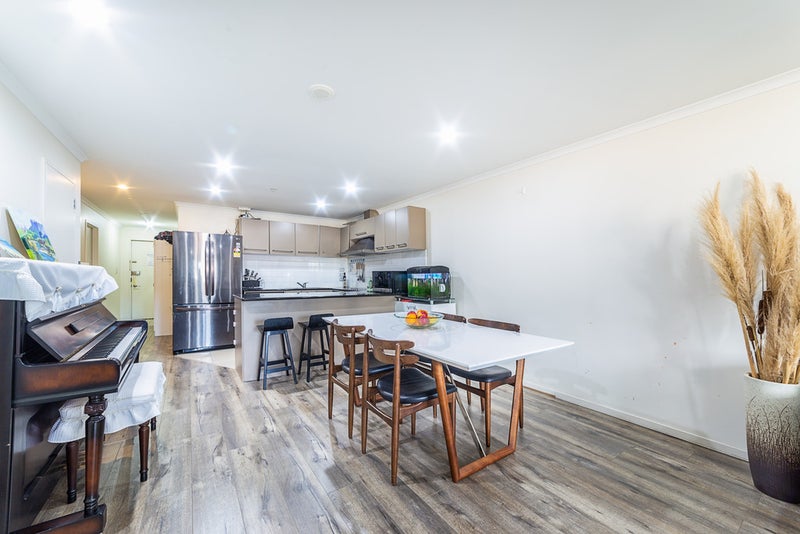 302/26 Remuera Road, Newmarket, Auckland - Carousel 1