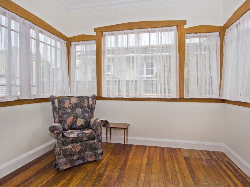 18 Burnside Street, Waterloo, Lower Hutt - Carousel 2
