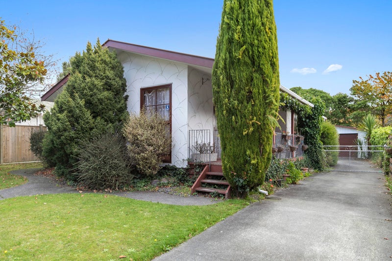 9 Trelawney Road, Wainuiomata, Lower Hutt - Carousel 1
