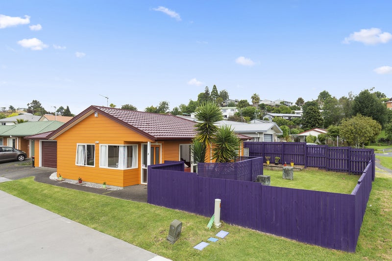 2 Pohutukawa Way, Gate Pa, Tauranga - Carousel 1