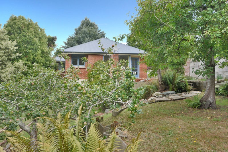 52 Kelvin Road, North East Valley, Dunedin - Carousel 22