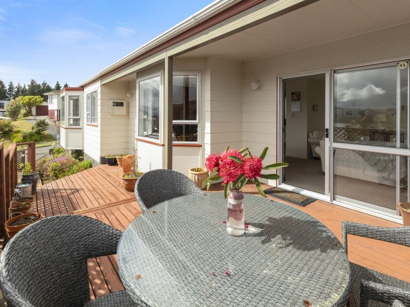 39 Outram Grove, Kelson, Lower Hutt - Carousel 2