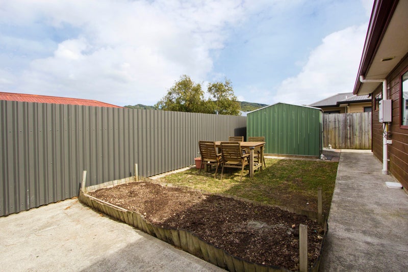 48 The Strand, Wainuiomata, Lower Hutt - Carousel 20