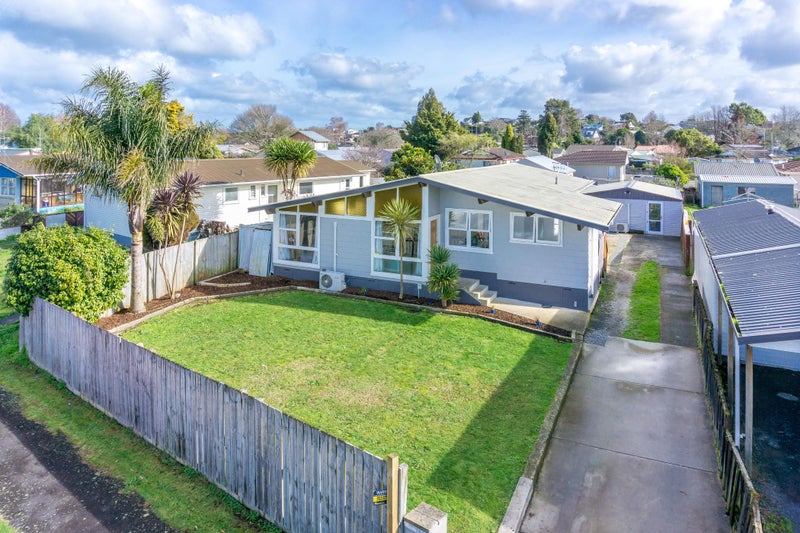 16 Lethborg Street, Dinsdale, Hamilton - Carousel 2