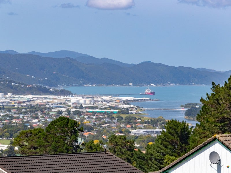 127 Tirohanga Road, Tirohanga, Lower Hutt - Carousel 20