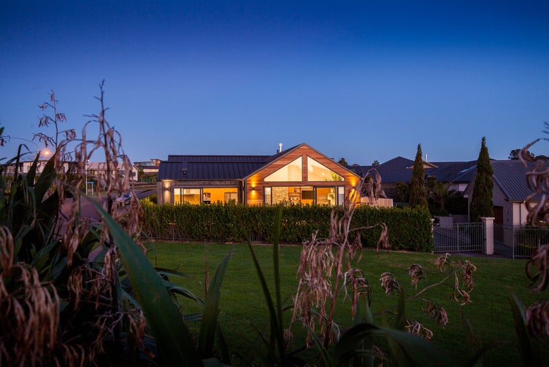 7/31 Links Drive, Waiwhakaiho, New Plymouth - Carousel 2