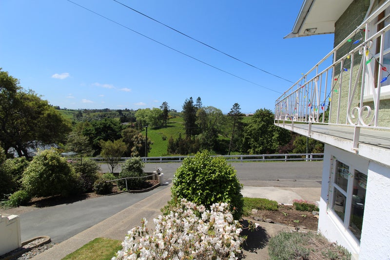 8A Solway Street, Holmes Hill, Oamaru - Carousel 2