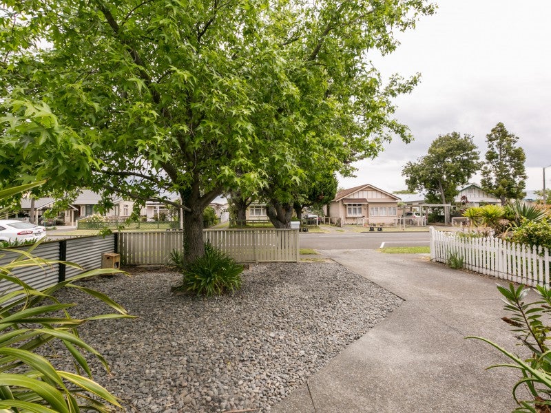 143 Vigor Brown Street, Napier South, Napier - Carousel 21