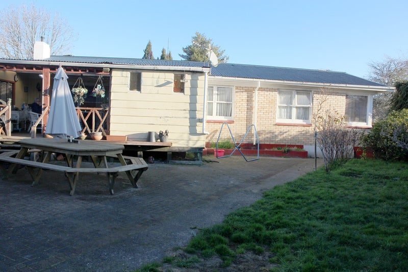 1 Pandora Avenue, Sunnybrook, Rotorua - Carousel 2