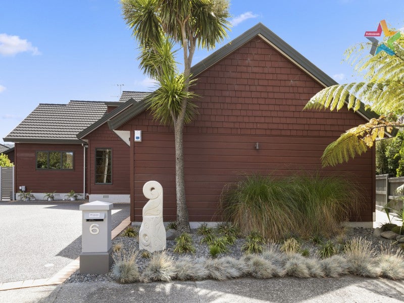 6 Harley Grove, Boulcott, Lower Hutt - Carousel 2