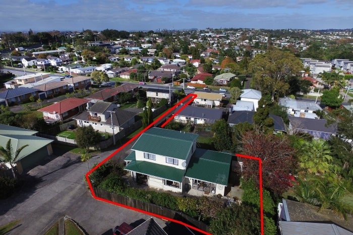 1/17 Manuka Road, Bayview, Auckland - Carousel 1