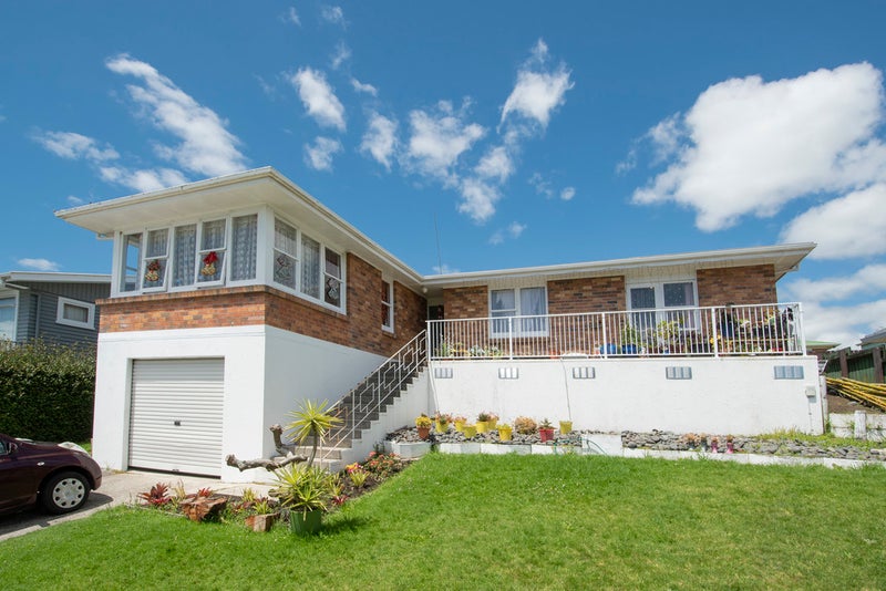 60B Esk Street, Parkvale, Tauranga - Carousel 1