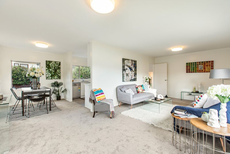 1/58 Bayview Road, Bayview, Auckland - Carousel 2
