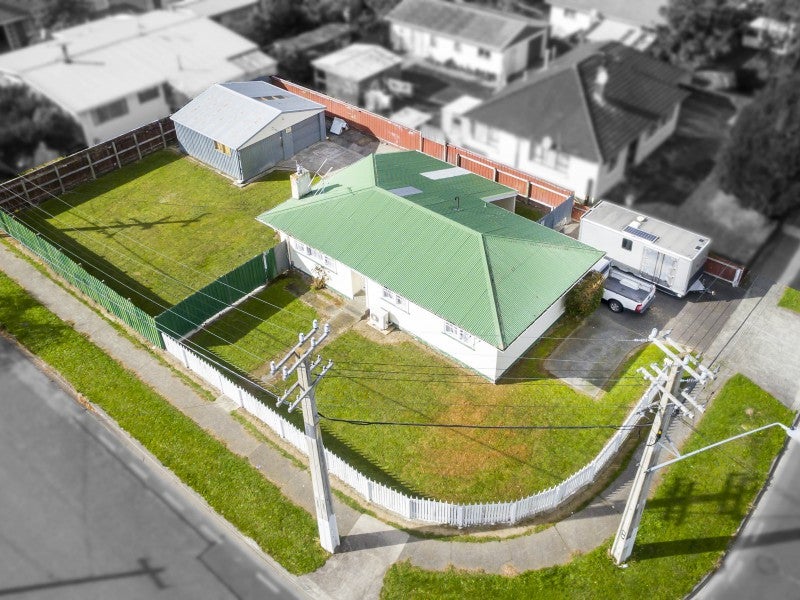 73 Hikurangi Street, Trentham, Upper Hutt - Carousel 1