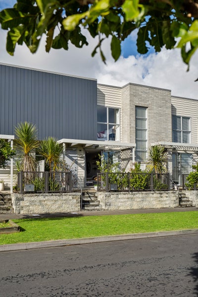 12A Vialou Lane, Stonefields, Auckland - Carousel 1