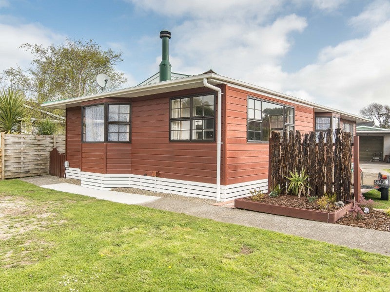 12 Wedgewood Grove, Raumati Beach, Paraparaumu - Carousel 21