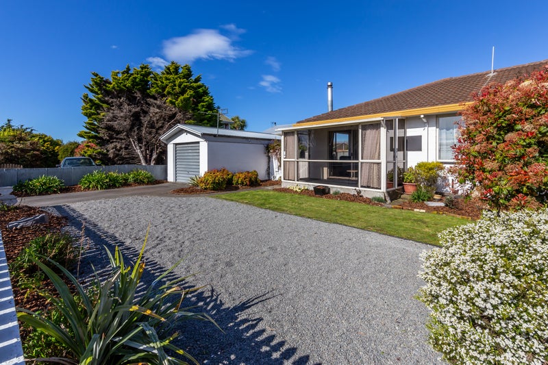 1/2 Kidbrooke Street, Bromley, Christchurch - Carousel 2