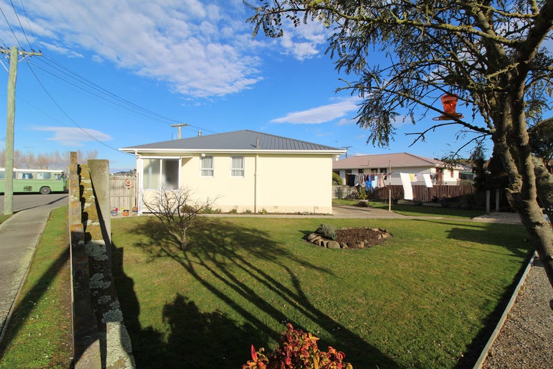 6 Milner Street, Oamaru North, Oamaru - Carousel 11