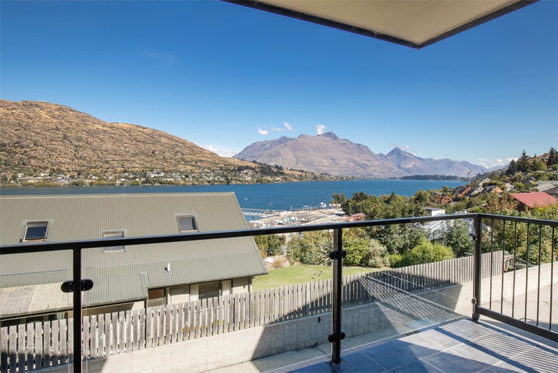 2/6 Marina Drive, Frankton, Queenstown - Carousel 21