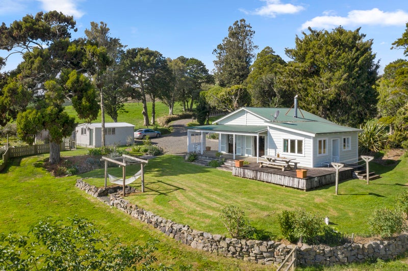 79A Newton Road, Te Mata - Carousel 1