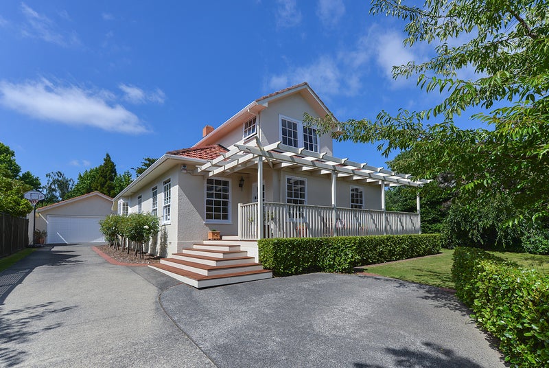 34 Devon Street, Glenholme, Rotorua - Carousel 1