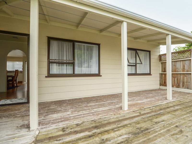 40 Breckons Avenue, Nawton, Hamilton - Carousel 19