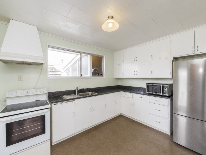 80 Fitzroy Street, Terrace End, Palmerston North - Carousel 2