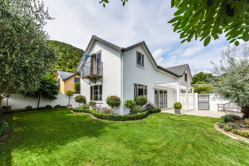 15 Westley Place, Bishopdale, Nelson - Carousel 1