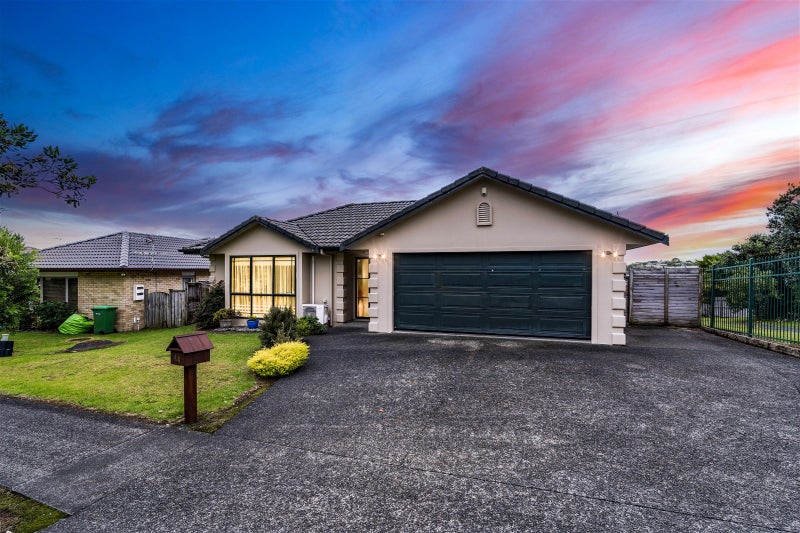 44 Rush Creek Drive, Westgate, Auckland - Carousel 1