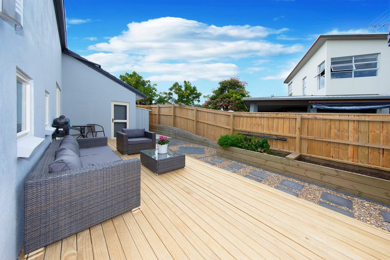31 William Gamble Drive, Greenhithe, Auckland - Carousel 13
