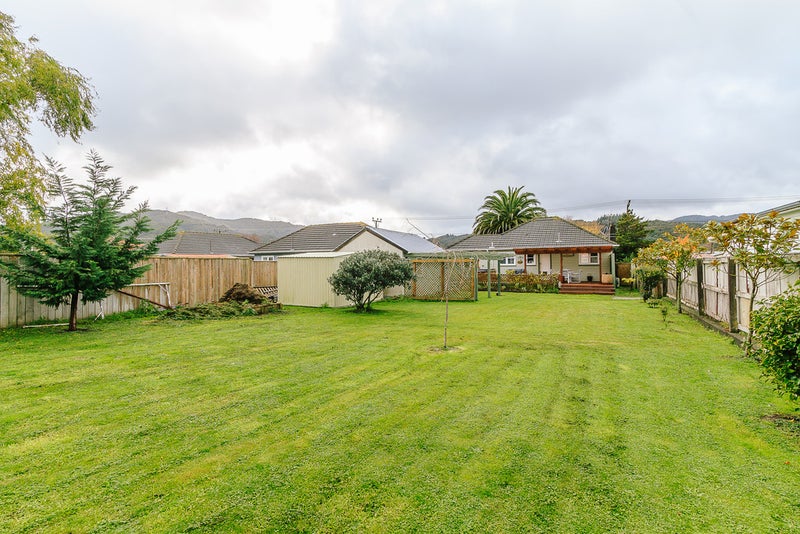 49 Totara Street, Wainuiomata, Lower Hutt - Carousel 19