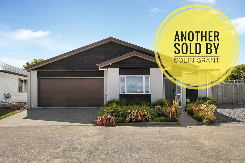 16 Magnolia Lane, Helensville - Carousel 1