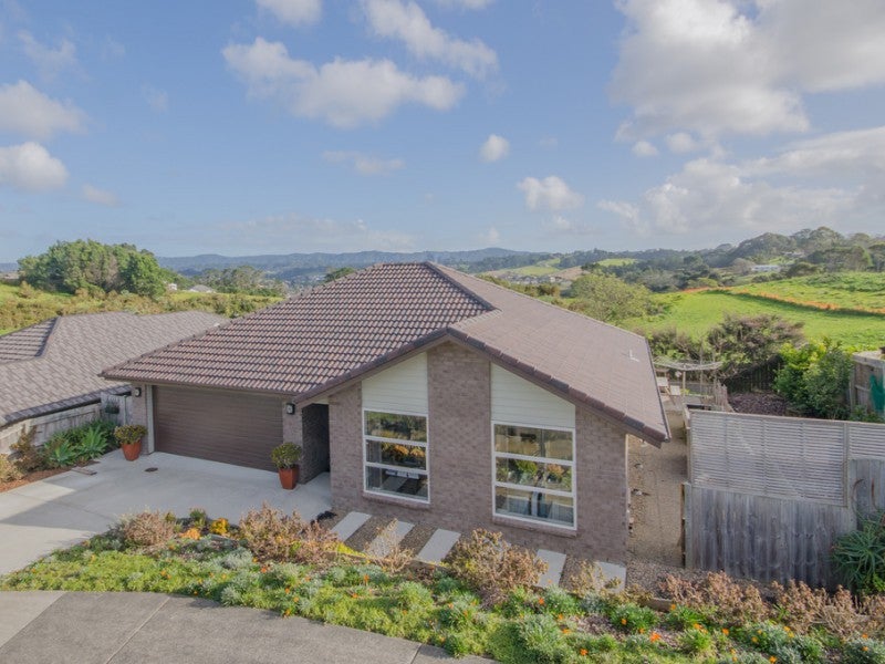 21 Karika Place, Massey, Auckland - Carousel 13
