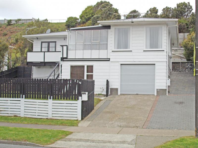 126 Major Drive, Kelson, Lower Hutt - Carousel 1