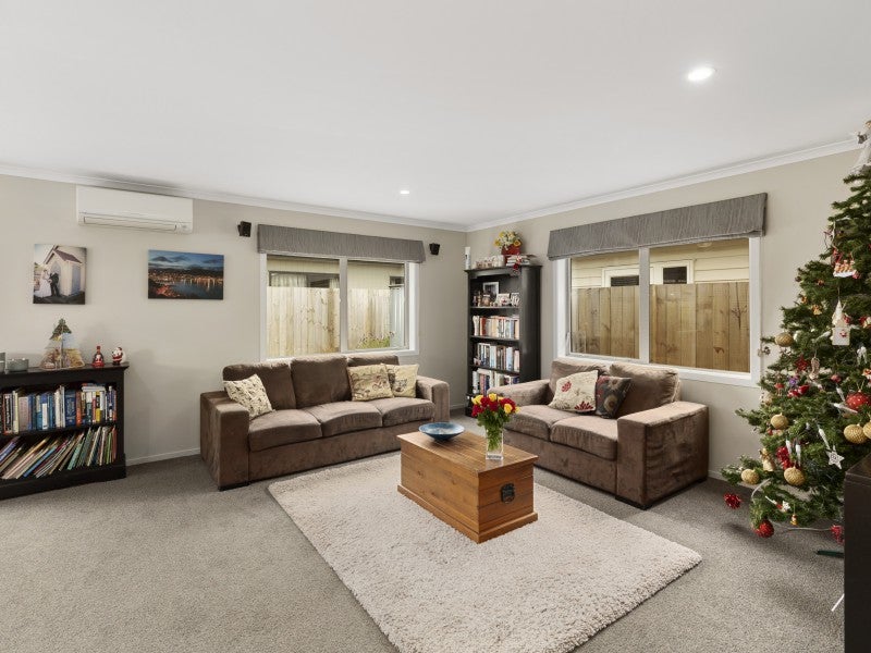 110 Farmer Crescent, Taita, Lower Hutt - Carousel 2