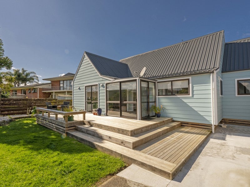 1/24 Rotomahana Terrace, Remuera, Auckland - Carousel 1