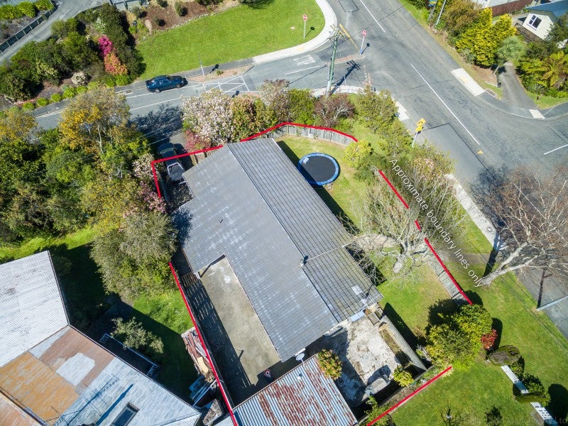 1 Hillside Drive, Maoribank, Upper Hutt - Carousel 20