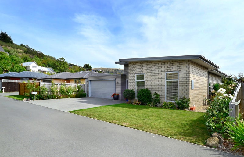 3 Cordelia Lane, Heathcote Valley, Christchurch - Carousel 2